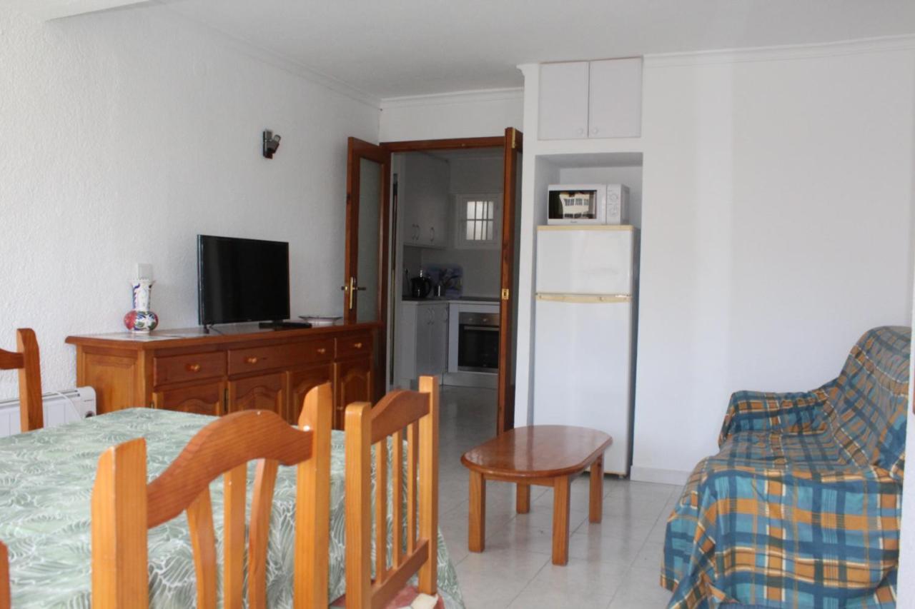 Moby Dick Apartment Бенидорм Екстериор снимка