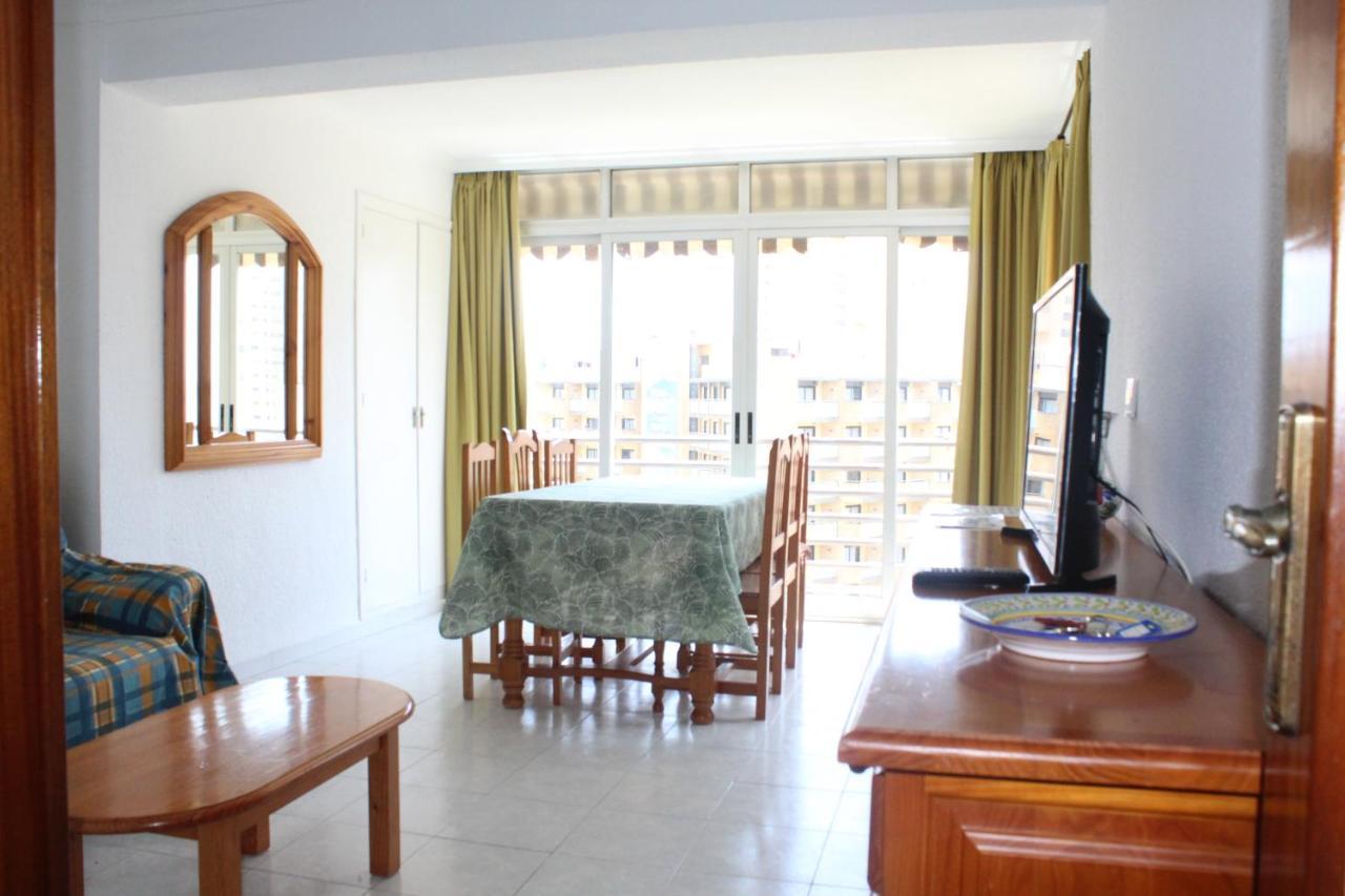 Moby Dick Apartment Бенидорм Екстериор снимка